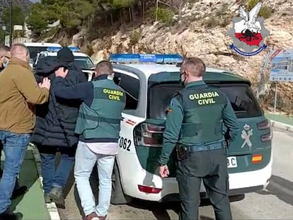 La Guardia Civil y la Polish Central Bureau of Investigation de Polonia en la detención en Alicante de las 13 personas integrantes de la organización criminal de origen polaco dedicada al tráfico de drogas.