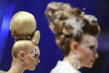 Campeonato de peluquería celebrado en Frankfurt, Alemania.