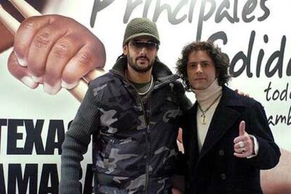 Melendi (a la izquierda) y Coti, en la presentación del Concierto Principales Solidarios.