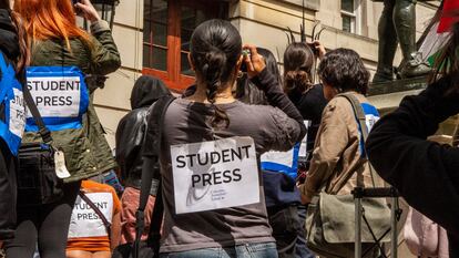 Encierro de manifestantes propalestinos en Hamilton Hall, el pasado martes. La foto fue tomada por una estudiante de periodismo de la escuela de Columbia.