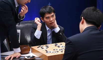 Lee Sedol durante su enfrentamiento con el algoritmo Alpha Go