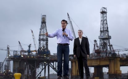 El candidato republicano Mitt Romney ofreció ayer un mitin en el puerto de Pascagoula, en Misisipí.