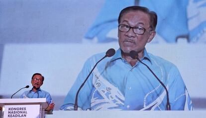 El líder del partido Justicia Popular Anwar Ibrahim, en un discurso en Shah Alam (Malasia) el 18 de noviembre. 