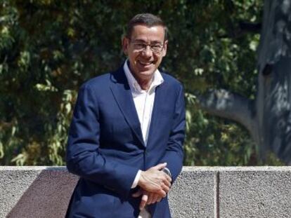 Antonio Clemente, secretario general del PPCV, en la terraza de la sede del partido en Valencia.