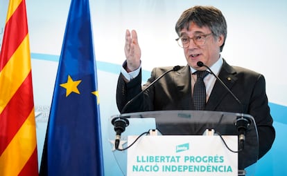 El presidente de Junts, Carles Puigdemont, este viernes durante la rueda de prensa en Bruselas. 