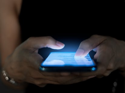 businesswoman using smartphone