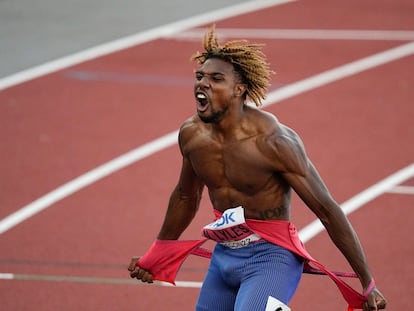 Noah Lyles celebra su triunfo en los 200 metros del Mundial de Oregón.