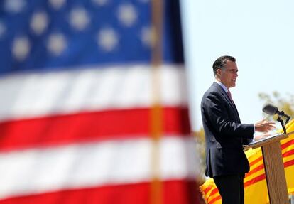 Mitt Romney durante un mitin en California, el lunes.