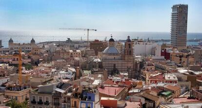 Una vista panor&aacute;mica de la ciudad de Alicante.