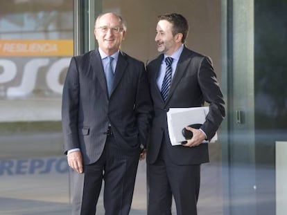 El presidente de Repsol, Antonio Brufau, junto al consejero delegado de la compañía, Josu Jon Imaz.