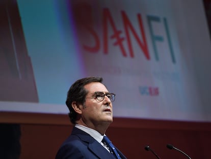 El presidente de la patronal CEOE, Antonio Garamendi, en el IV Encuentro SANFI Alumni, en la sede del banco Santander en Madrid, este jueves.