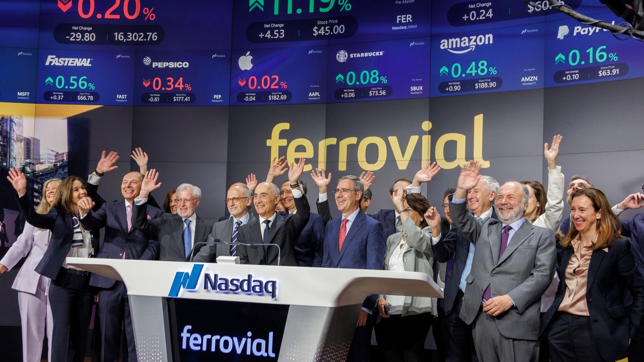Directivos de Ferrrovial en la salida a Bolsa de la empresa en el Nasdaq en mayo de 2024.