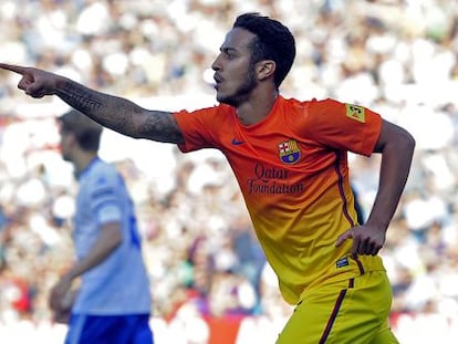 Thiago celebra su gol en La Romareda.