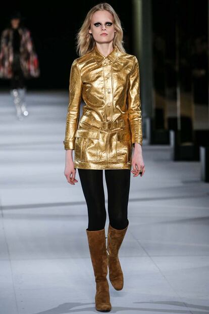 Saint Laurent resucita a Edie Sedgwick en la pasarela