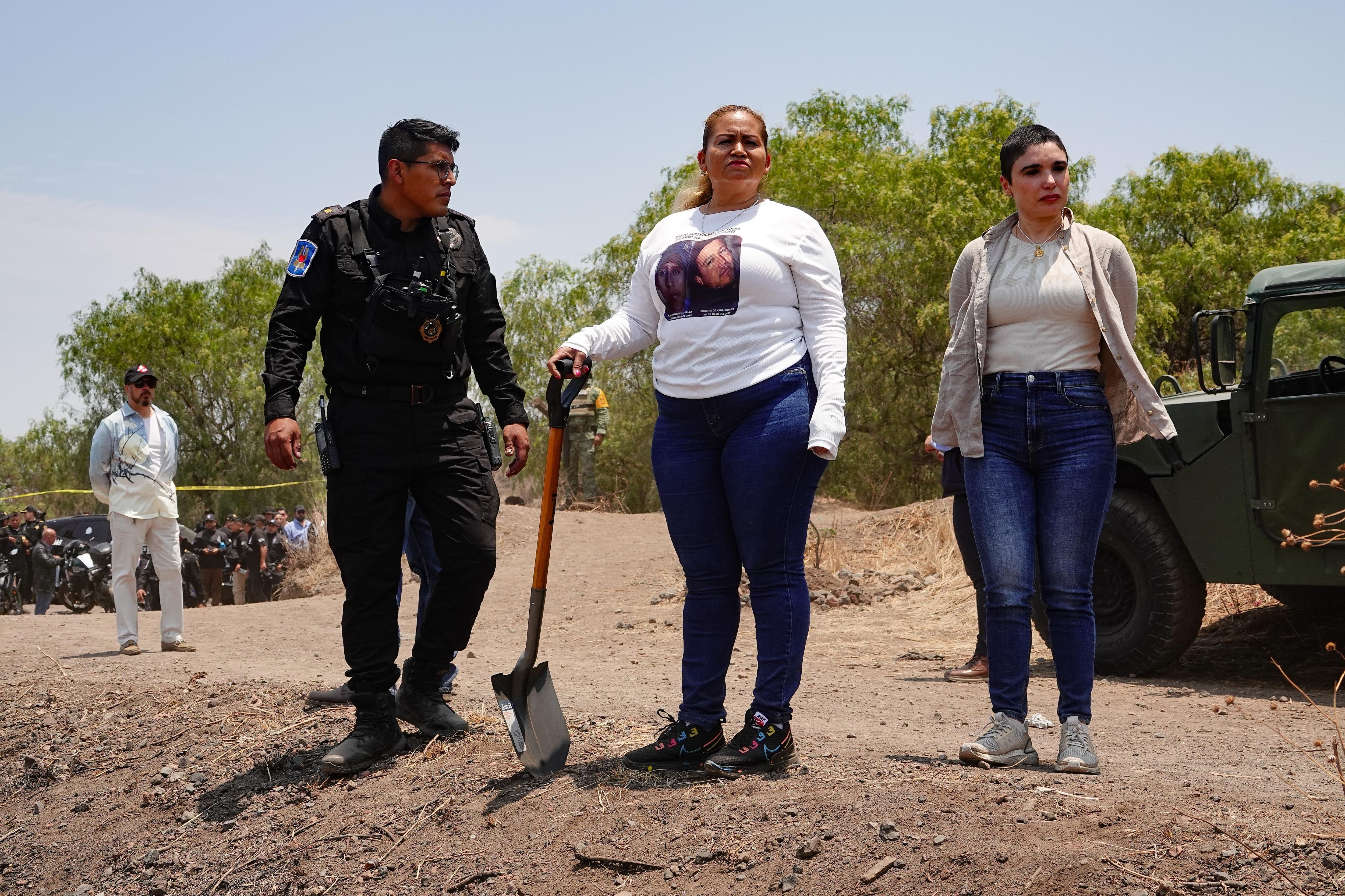 Dos buscadoras de desaparecidos son certificadas por primera vez por el Estado