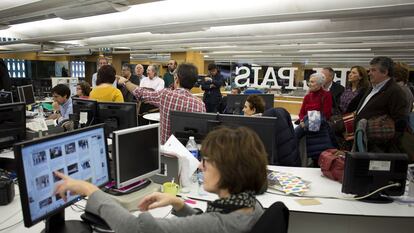 Los responsables de la web explican a los suscriptores cómo se elaboran las noticias.