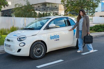 Coche de carsharing de Voltio.