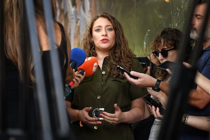 Perfil | Ester Muñoz, una lengua afilada para que los decibelios no bajen en el Congreso 