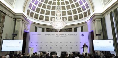 El gobernador del Banco de España, Luis María Linde, inaugura la conferencia conjunta con el Fondo Monetario Internacional (FMI) "España: de la recuperación a la resiliencia"