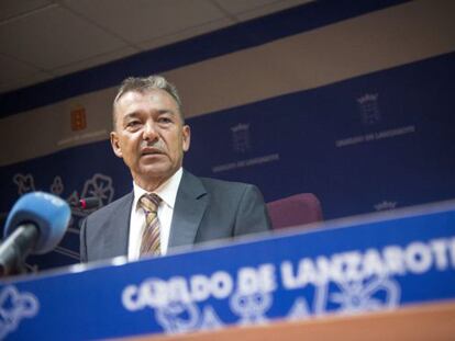 El presidente del Gobierno regional, Paulino Rivero, durante su comparecencia el 20 de agosto de 2014.