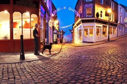 Una calle del Creative Quarter de Folkestone, al sur de Inglaterra.