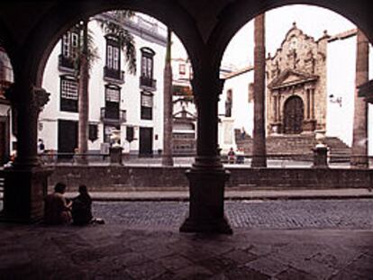 En la plaza de España de Santa Cruz de La Palma se encuentra el mejor conjunto renacentista de Canarias.
