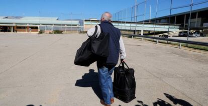 Rodrigo Rato a su entrada en en la cárcel de Soto del Real en octubre de 2018.