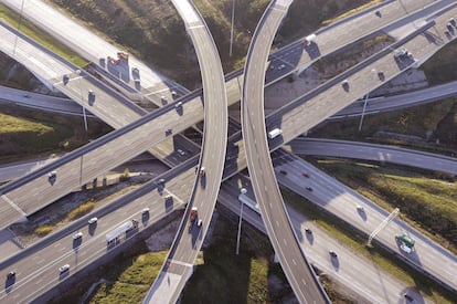 Autopista ERT-407 que discurre de manera paralela al cinturón de Toronto (Ontario, Canadá), en una imagen cedida por la compañía.