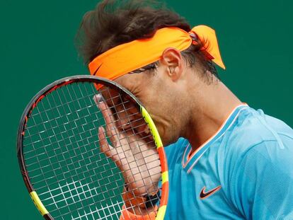 Nadal se lamenta durante el partido contra Fognini.