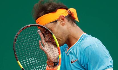 Nadal se lamenta durante el partido contra Fognini.