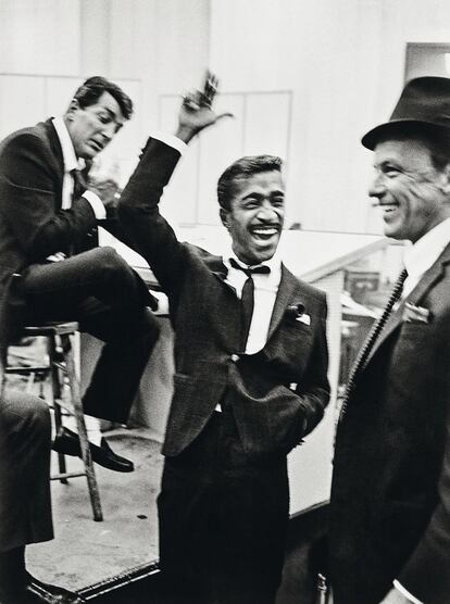 Sinatra junto a Sammy Davis Jr. y Dean Martin.