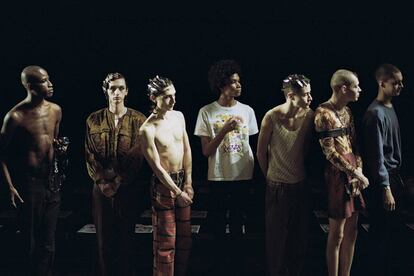 Imagen perteneciente al documental 'Boys, some girls and other cookies', sobre un desfile neoyorquino de Palomo Spain.