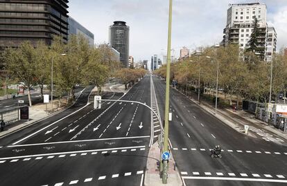 El madrileño paseo de la Castellana, vacío durante el estado de alarma.