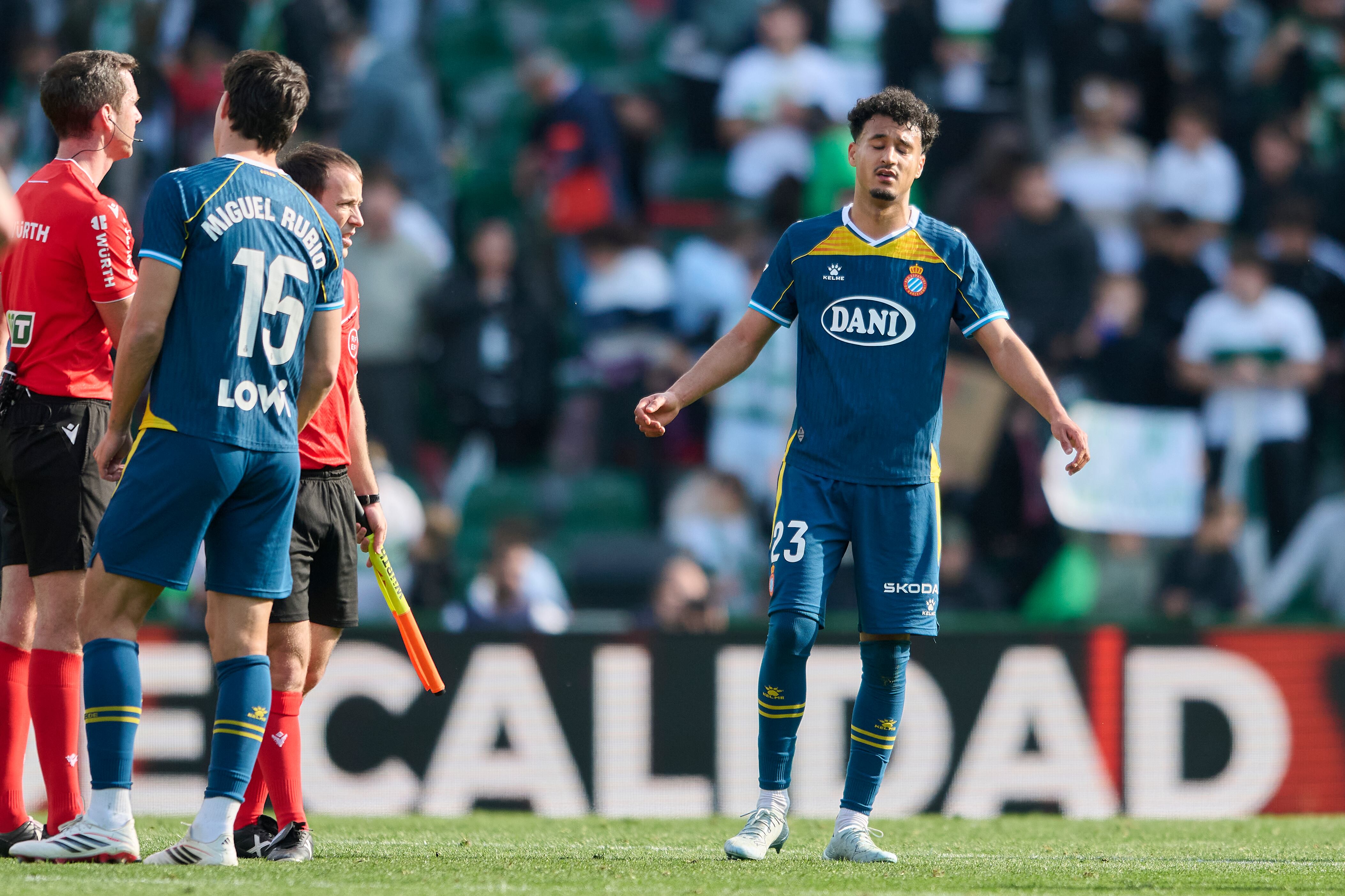 El Hilali acusa a Rafa Mir de haberle dicho que llegó “en patera” y se activa el protocolo antirracista