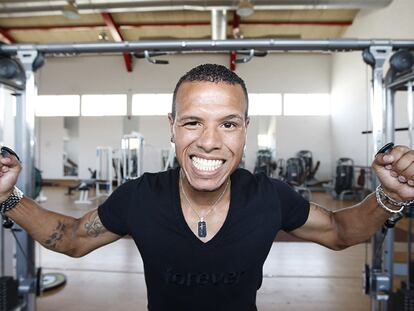 Luis Fabiano posa en el gimnasio del Sevilla.