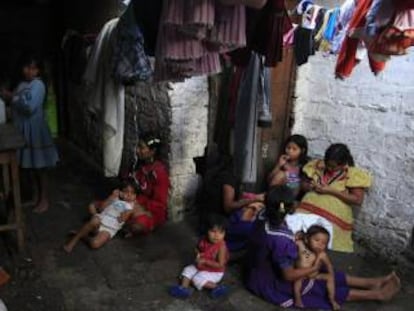 A family displaced by the decades of violence in Colombia.