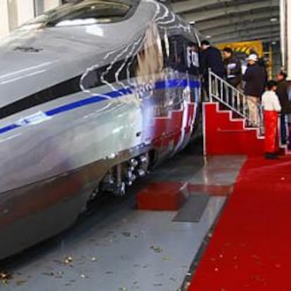 China prueba un tren capaz de alcanzar los 500 kilómetros por hora