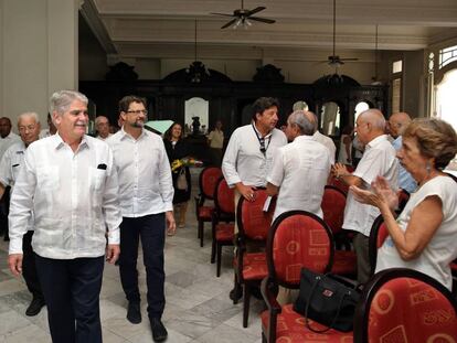 Alfonso Dastis en al Centro Gallego de La Habana.