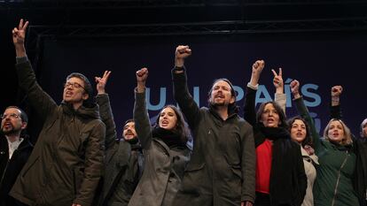 Dirigentes de Podemos celebran los resultados de las Elecciones Generales en Madrid de 2015.