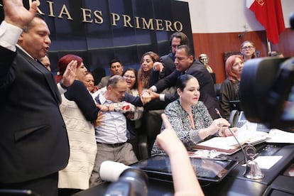 La toma de protesta de Rosario Piedra en el Senado mexicano.