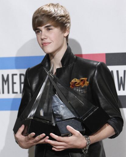 Justin Bieber se llevó los cautro American Awards para los que estaba nominado. Entre ellos, el de artista del año.