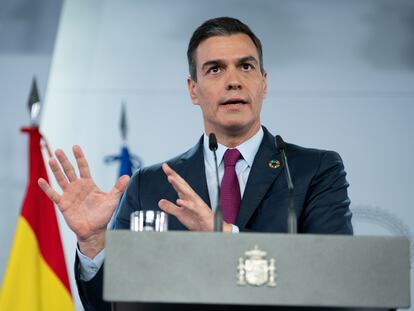 Pedro Sánchez, en una comparecencia en la Moncloa, este domingo.