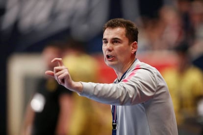 Raúl González, entrenador del París Saint Germain de balonmano.