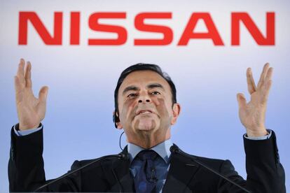 El presidente de Nissan cesado este jueves, Carlos Ghosn, en mayo de 2012 en una rueda de prensa en Tokio.