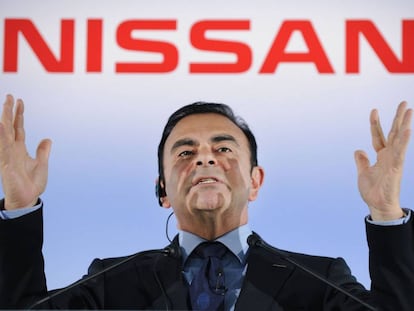 El presidente de Nissan cesado este jueves, Carlos Ghosn, en mayo de 2012 en una rueda de prensa en Tokio.