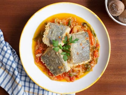 Bacalao encebollado al estilo canario