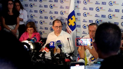 El fiscal general, Francisco Barbosa, habla durante una rueda de prensa en Cartagena de Indias, el 17 de agosto de 2023.