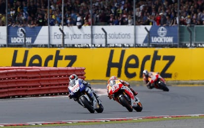 Jorge Lorenzo seguido de Marquez y Pedrosa.