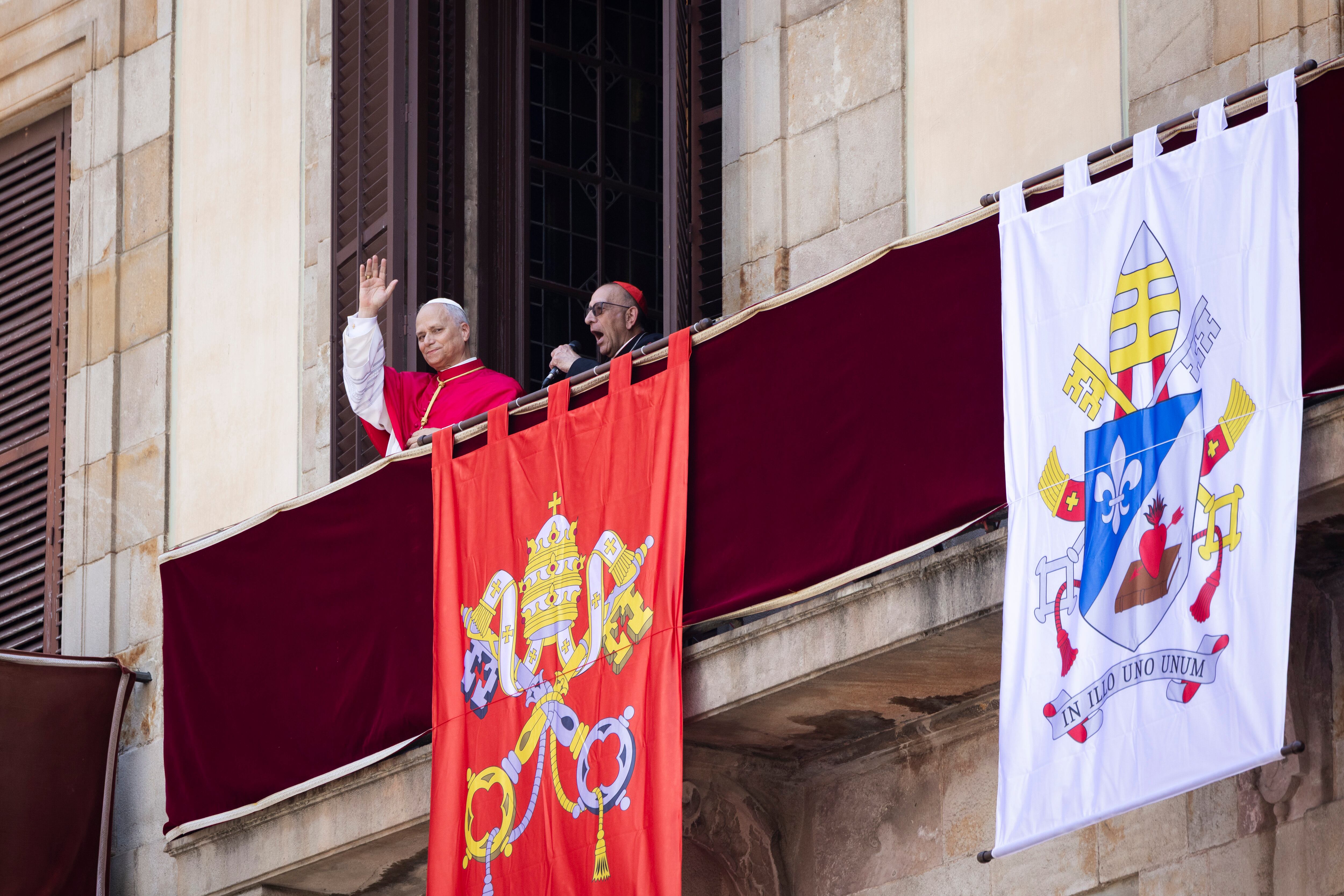 El Papa busca la complicidad con los fieles en Barcelona: “Bon dia i bona ora”