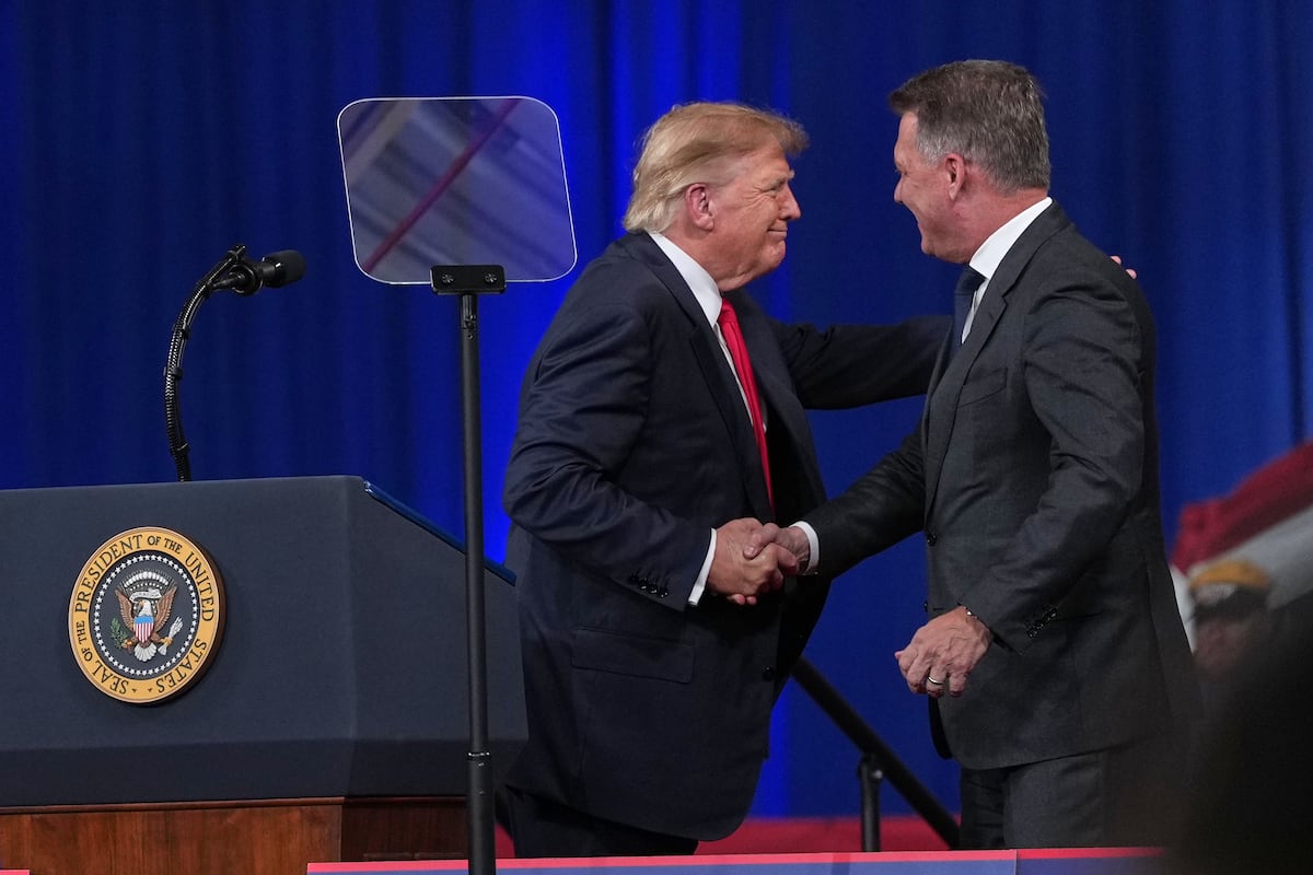 Sindicato alemán cuestiona a Audi por acompañar a Donald Trump en un acto electoral